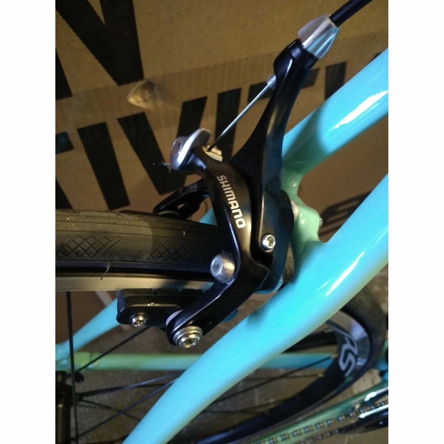 Vélo De Course Bianchi Milano - 57 4 Vélo De Course Bianchi Milano - 57 – Image 4