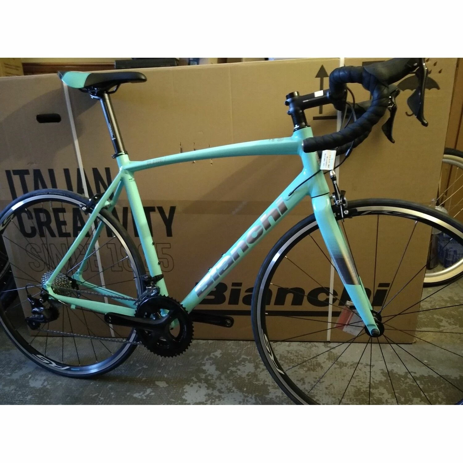 Vélo De Course Bianchi Milano - 57 1 Vélo De Course Bianchi Milano - 57