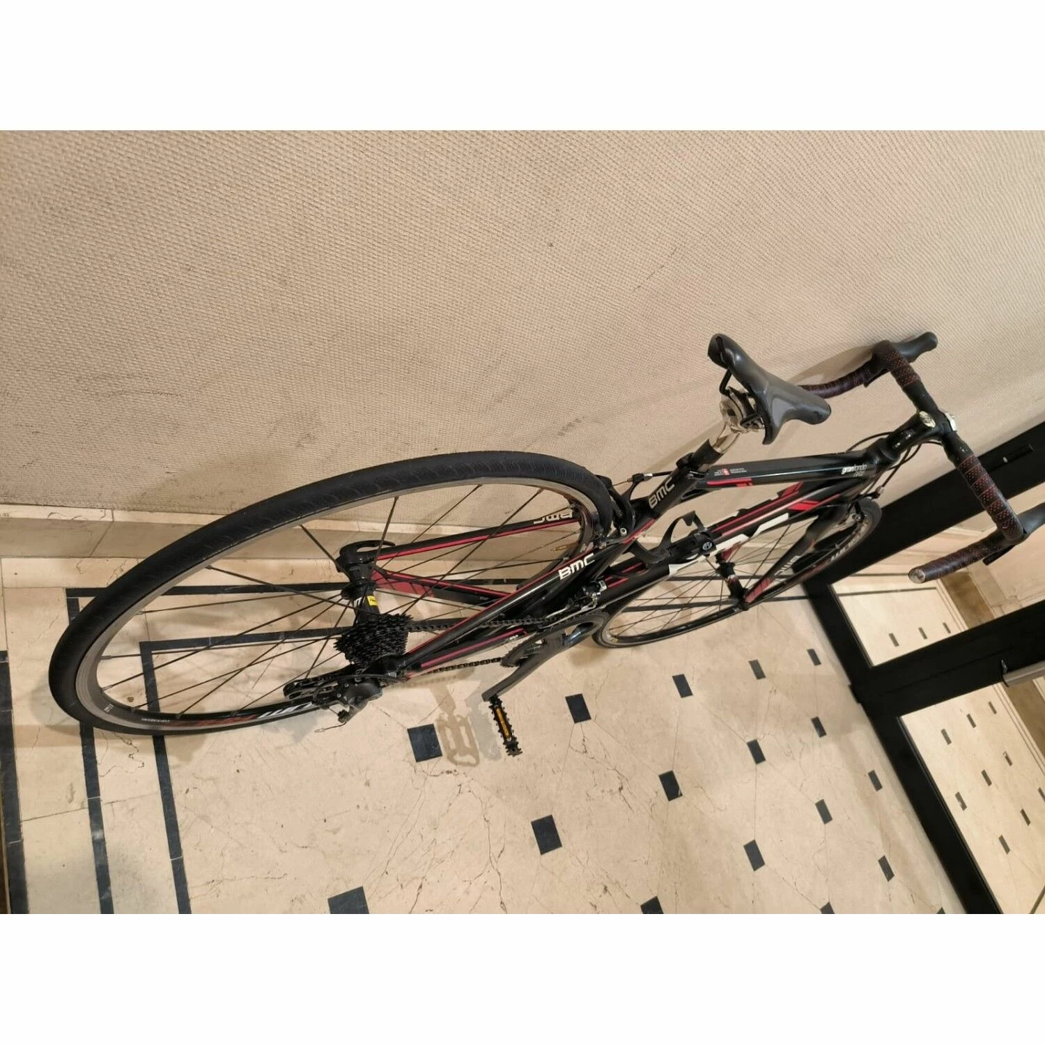 Vélo De Course Bmc - 48 4 Vélo De Course Bmc - 48 – Image 4