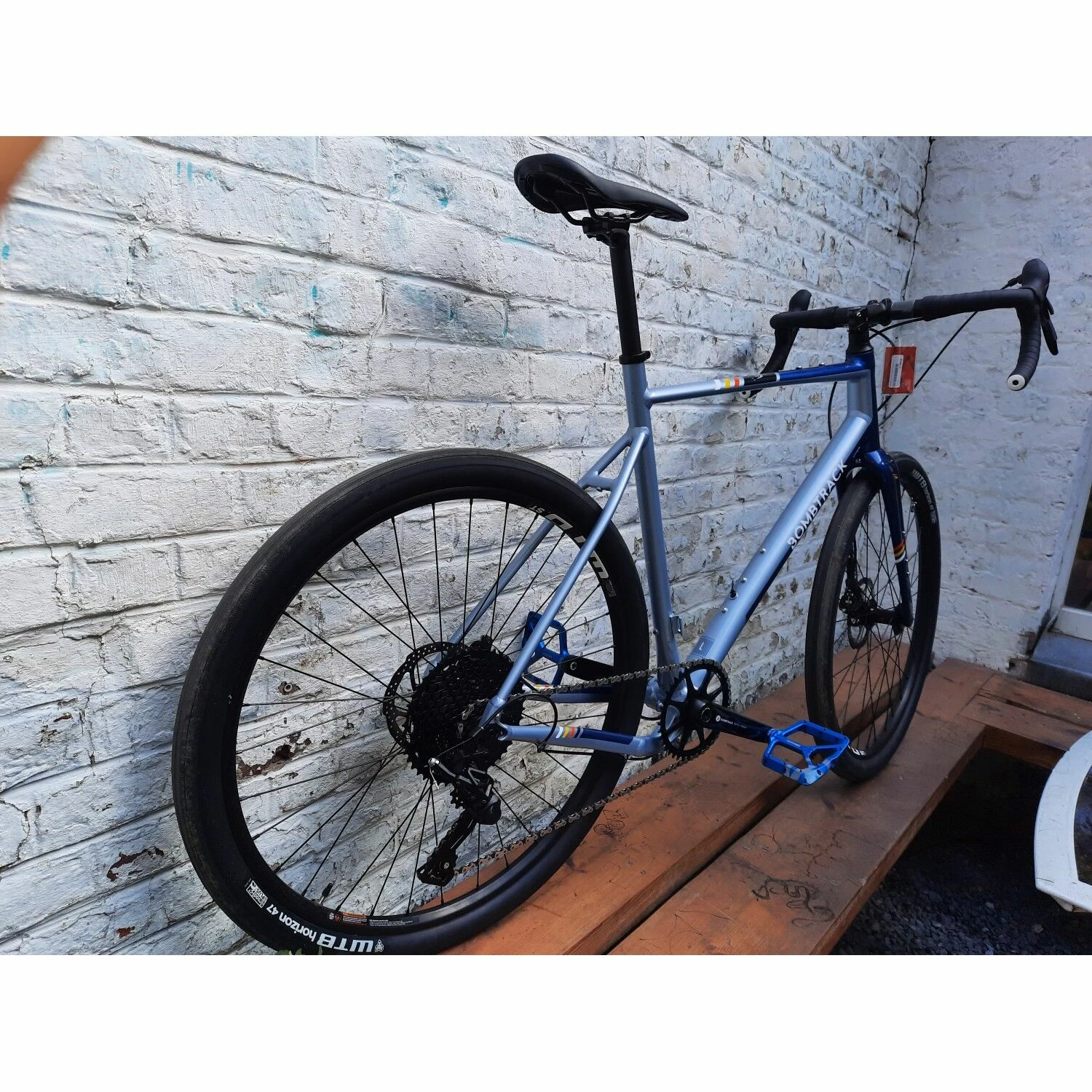 Vélo De Gravel Bombtrack - 56 4 Vélo De Gravel Bombtrack - 56 – Image 4