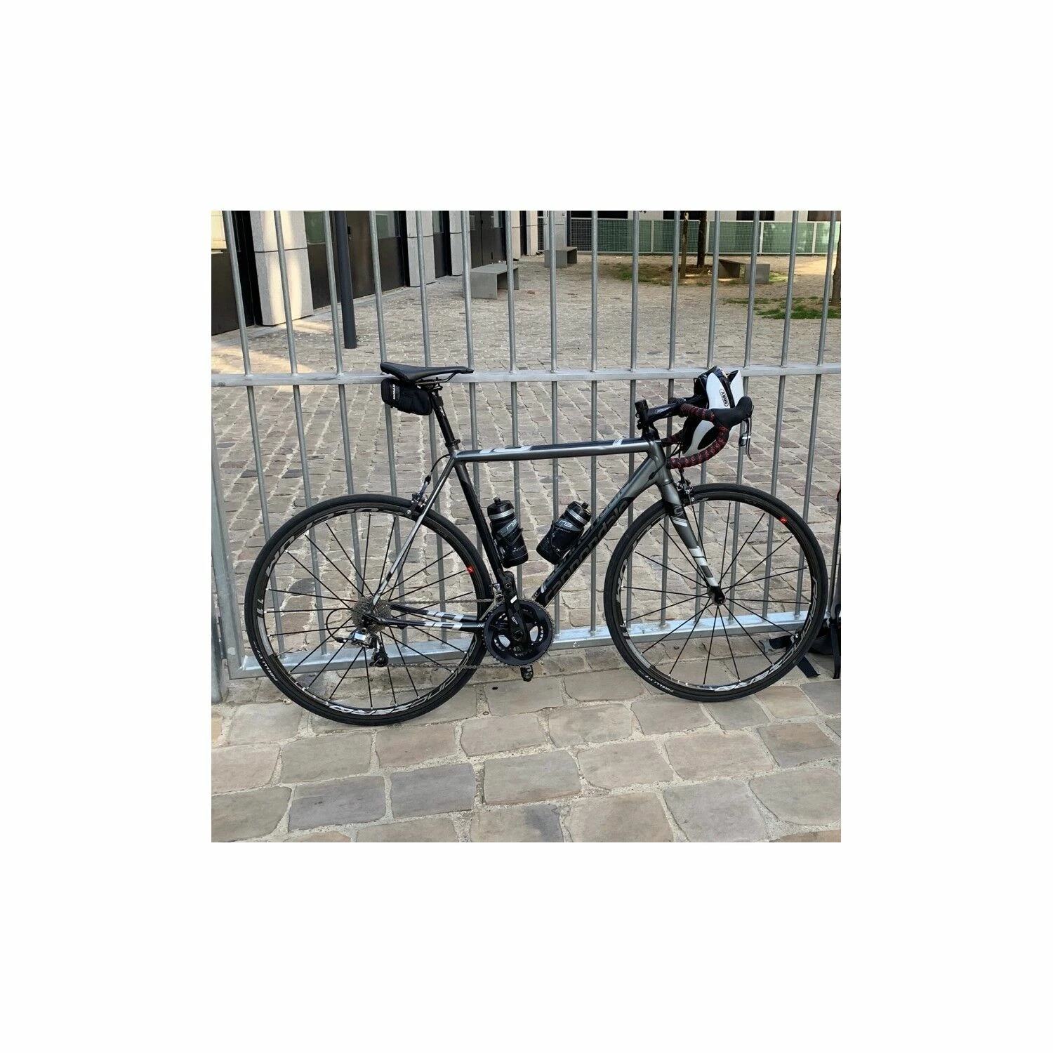 Vélo De Course Cannondale - 56 1 Vélo De Course Cannondale - 56