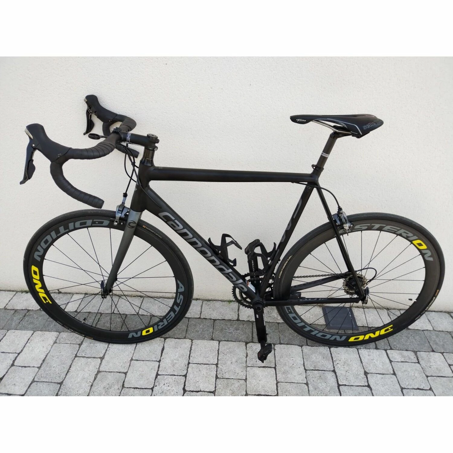 Vélo De Course Cannondale - 58 2 Vélo De Course Cannondale - 58 – Image 2