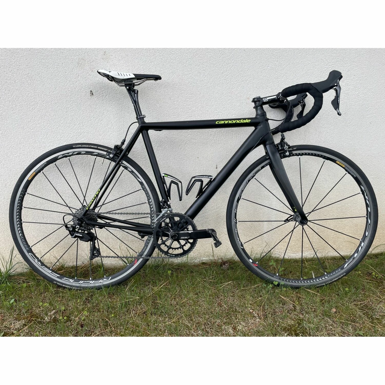 Vélo De Course Cannondale - 54 2 Vélo De Course Cannondale - 54 – Image 2