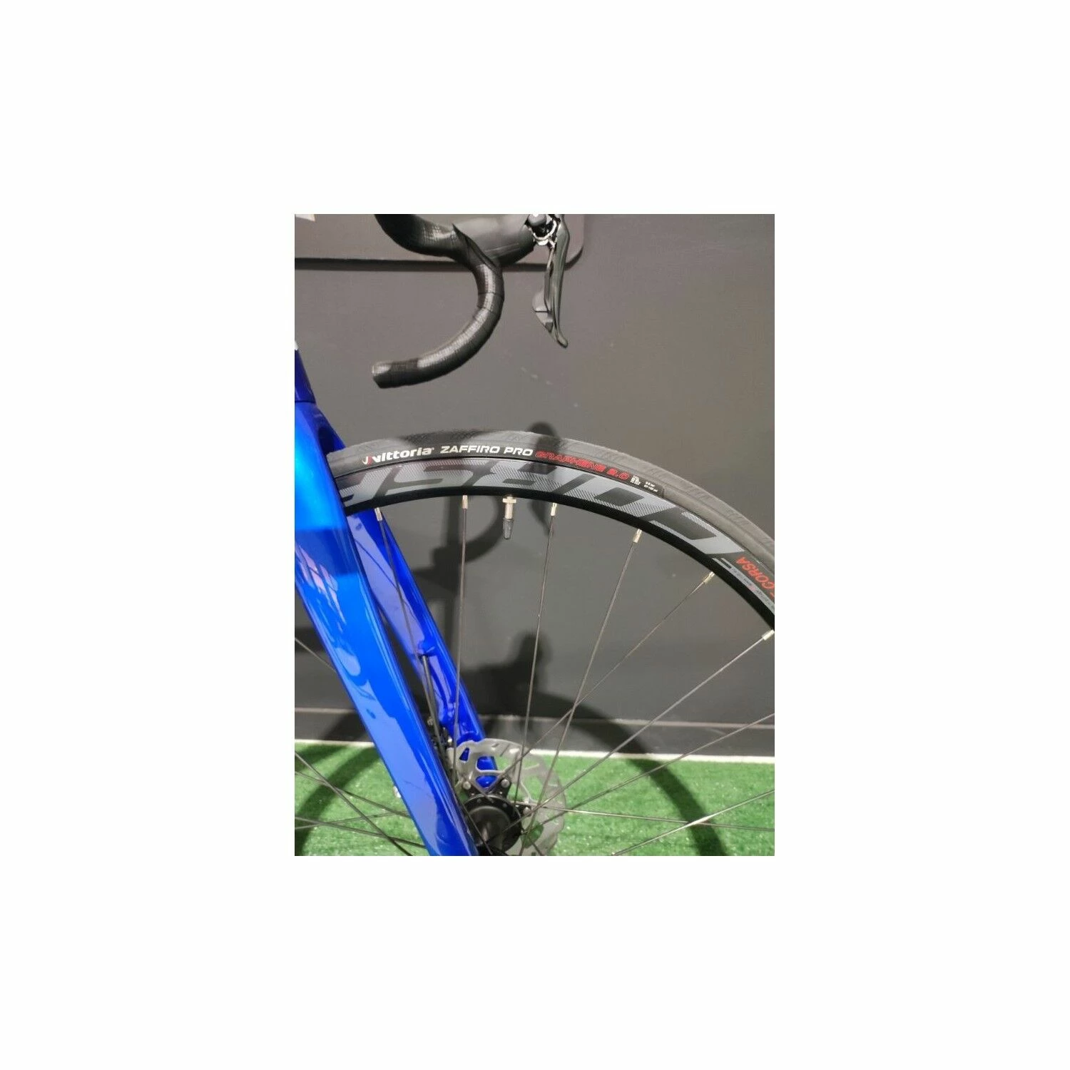 Vélo De Course Mendiz - 53 5 Vélo De Course Mendiz - 53 – Image 5