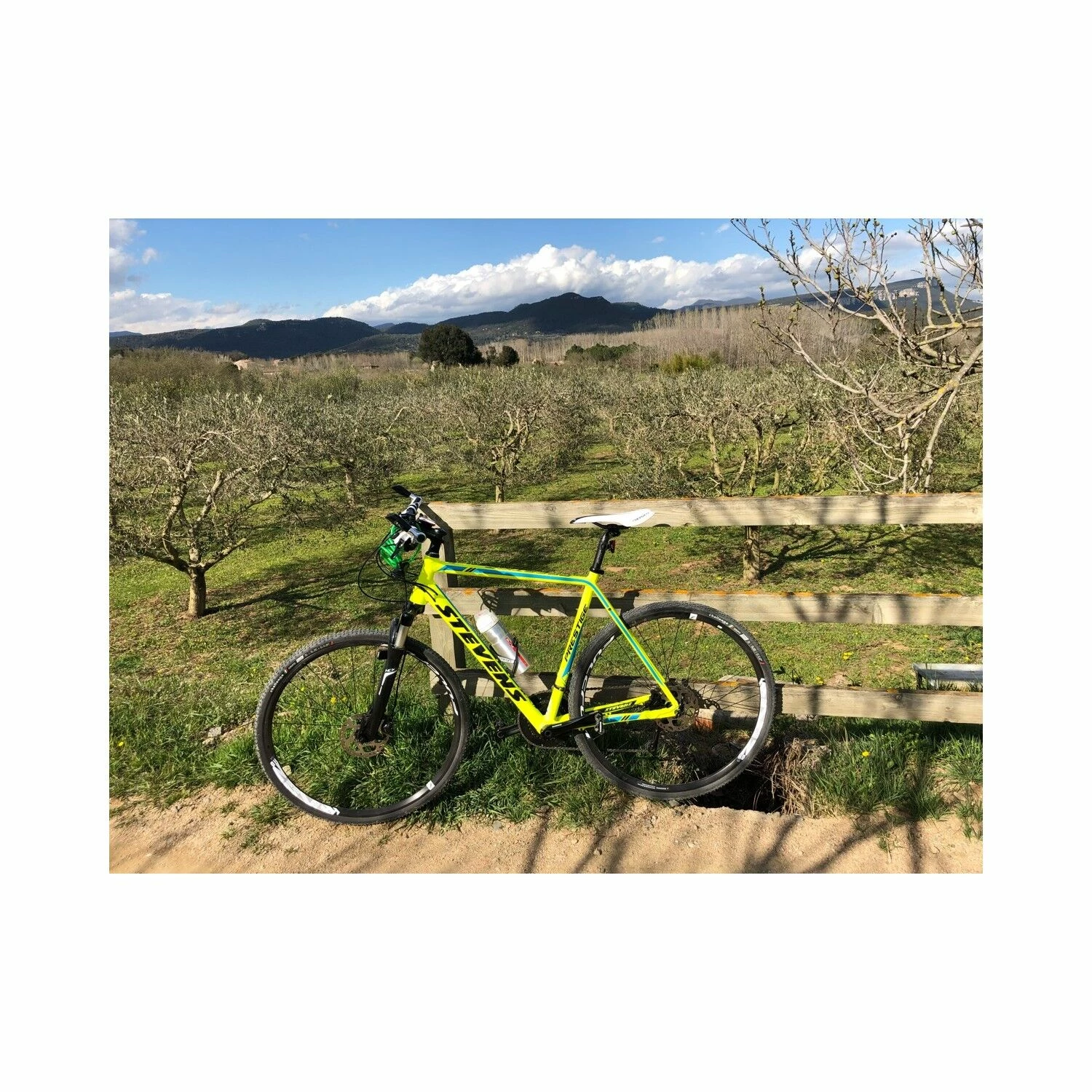 Vélo De Gravel Stevens - 52 2 Vélo De Gravel Stevens - 52 – Image 2