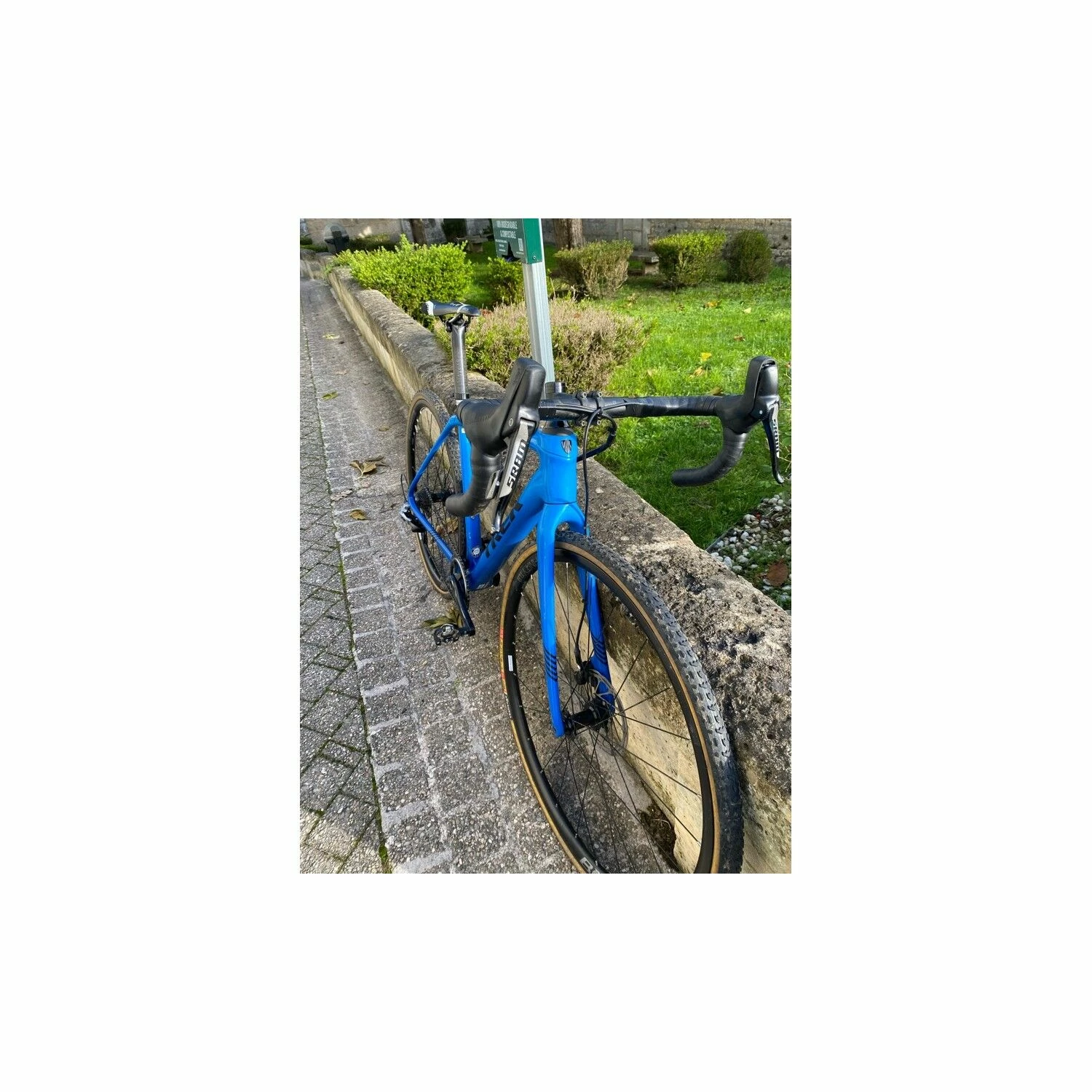 Vélo De Cyclo-cross Trek - 52 - 700c 4 Vélo De Cyclo-cross Trek - 52 - 700c – Image 4